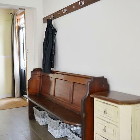 Summer House Hotell Thames Ditton Eksteriør bilde