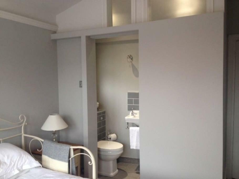 Summer House Hotell Thames Ditton Eksteriør bilde