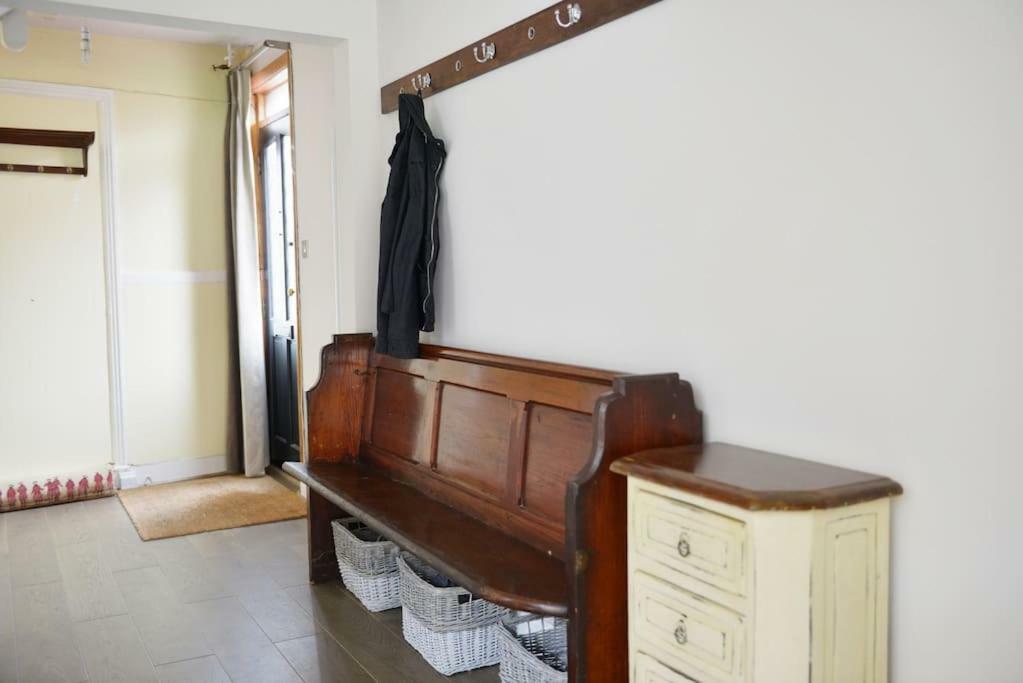 Summer House Hotell Thames Ditton Eksteriør bilde