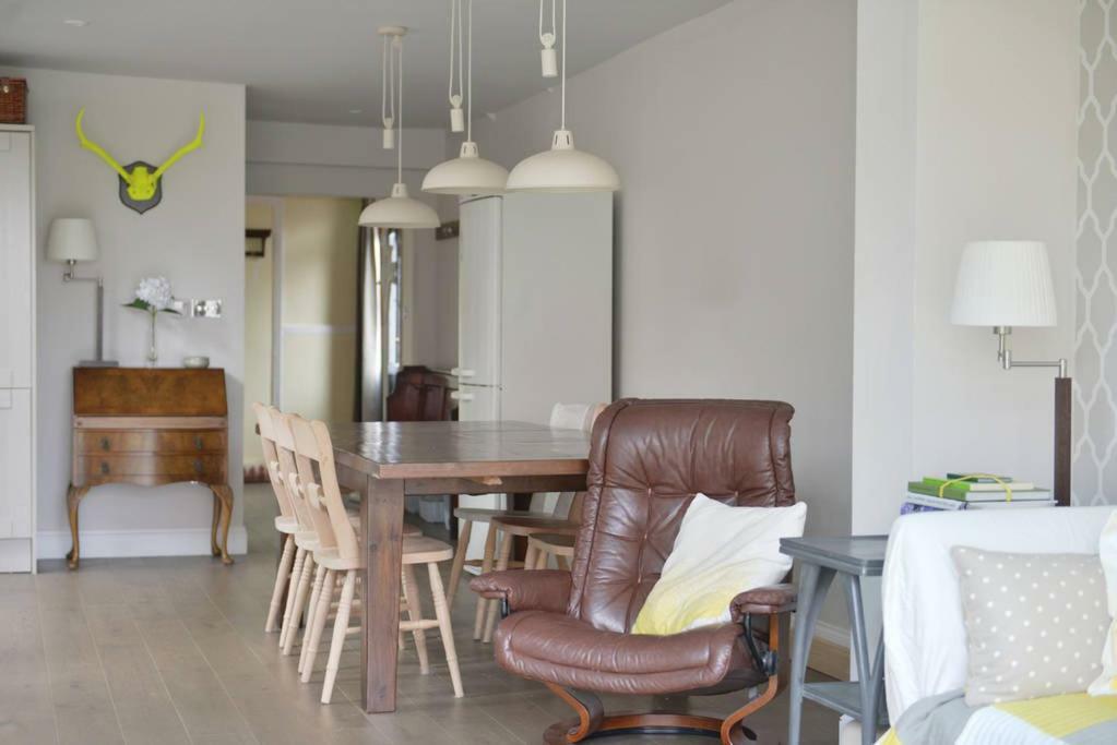 Summer House Hotell Thames Ditton Eksteriør bilde